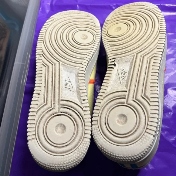 Nike Air Yellow Sneakers Size 9 - Picture 5 of 5